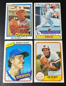 lot 30 image: 4 Card 1979-81 Vintage Stars Lot - Robin Yount, Johnny Bench, Jim Palmer Baseball Cards