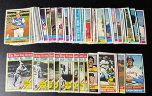 lot 51 image: 75 Card Lot 1976 Topps Baseball Vintage Card Lot w Stars