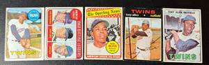 lot 18A image: Tony Oliva 5 Card Lot - 1967, 1969, 1971 - Vintage Minnesota Twins Baseball Cards