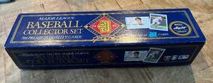 lot 28D image: 1992 Donruss Complete Factory Set Baseball Cards