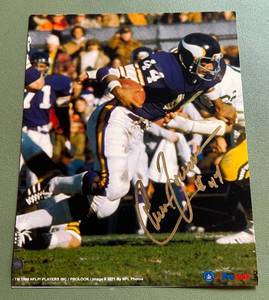 lot 10C image: Chuck Foreman Signed 8x10 Photo with COA - Minnesota Vikings Football