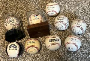 lot 66 image: Lot of 9 Various Baseballs - Stamped Autos, OMLB Rawlings, Team Logo Balls