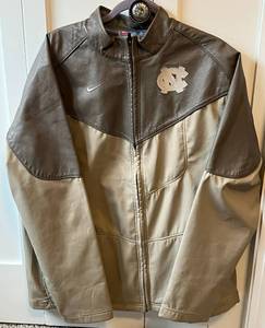 lot 68 image: University of North Carolina Team Issued Jacket Size XL