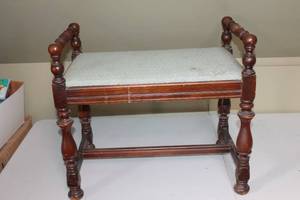 lot 8 image: Antique Wooden Vanity Stool with Upholstered Seat