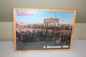lot 23 image: Framed Historic Poster - Berlin Wall Celebration, 9 November 1989