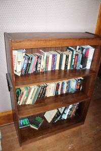 lot 60 image: Selection of Books - Mixed Genres Including Stephen King and More
