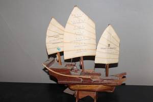 lot A-69 image: Vintage Model Ship from Island Shangri-La Hotel - Hong Kong