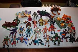 lot A-76 image: Large Collection of Masters of the Universe Action Figures and Comics