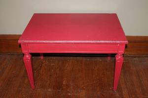 lot 112 image: Vintage Red Wooden Table - Decorative Accent Piece