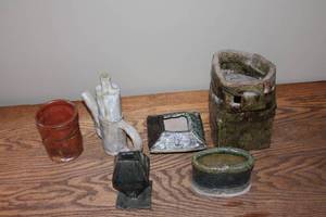 lot 120 image: Collection of 6 Handmade Ceramic Decorative Items