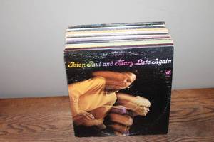 lot 144 image: Collection of 20 Vintage Vinyl Records - Classic Hits