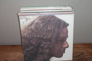 lot 149 image: Collection of 15 Vintage Vinyl Records - Includes Carole King, Loggins & Messina & More