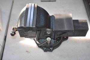 5 inch Vise