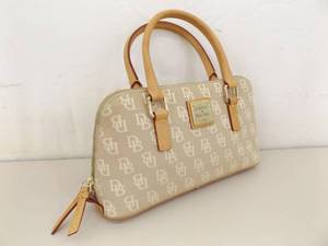 lot 39 image: AUTHENTIC Very Clean Dooney Bourke Signature Handbag