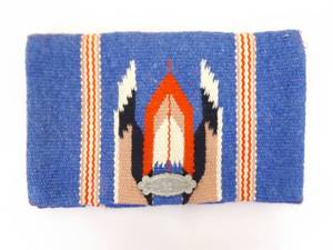 lot 41 image: Vintage AUTHENTIC Chimayo Wool Clutch