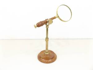 lot 53 image: Antique Brass and Wood Desktop Magnifying Glass
