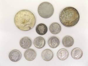 lot 79 image: Lot of Pre 1964 US Silver Coins