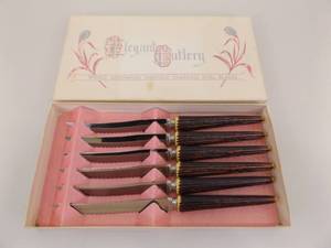 lot 93 image: Set of NEW in Original Box Sheffield Steak Knives