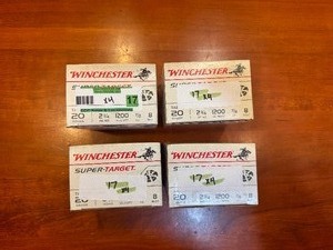 lot 17 image: Winchester Super-Target 20 Gauge 2 34 8 Lead Shot Shells (Four Boxes - Quantity 25 per box)