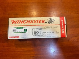 lot 20 image: Winchester 20 Gauge 2 34 7 12 Shot Shells (Pack of 4 Boxes, 25 per box)