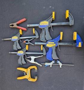 lot 129 image: Assortment of Irwin Quick-Grip Clamps and Pliers