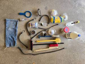 lot 134 image: Assortment of Cleaning Tools and Supplies