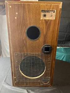 lot 277 image: BIC Venturi Model Form 9 Woofer Speaker - Vintage Audio Equipment