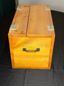 lot 278 image: Vintage Wooden Storage Box with Handle - Rustic Charm