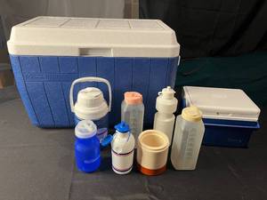 lot 284 image: Lot of 9 Coleman Coolers and Beverage Containers - Variety Collection