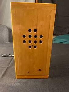 lot 285 image: Vintage Wooden Speaker Cabinet - Retro Home Audio