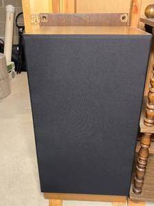 lot 352 image: Single Vintage Speaker Cabinet with Wood Veneer Top