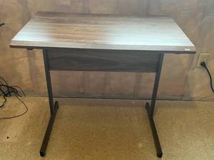 lot 403 image: Gustore Folding Desk - Walnut Finish 29 x 32 x 20