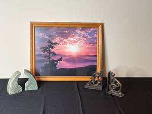 lot 204 image: Set of 2 Marble Bookends and Set of 2 Decorative Iron Bookends with Sunset Picture Frame