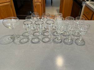 lot 457 image: Large Lot of Beautiful Silver Toned Trim Vintage Glassware and Additional Styles