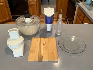 lot 461 image: PUR Water Filter, Oxo Salad Spinner, Cutting Board, Juicer Attachment and More