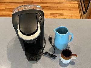lot 462 image: Keurig Coffee Maker with Blue Pitcher Jug and Decorative Coffee Mug