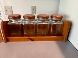 lot 522 image: VTG Wooden Spice Rack w 4 Glass Containers w Wood Tops