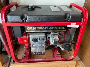 lot 13 image: Generac 4000XL Portable Generator - Model 09777-1