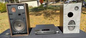 lot 29 image: Vintage Bic Venturi Speaker Set with Technics 5-Disc CD Changer