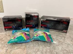 lot 419 image: Lot of Disposable Industrial Gloves and Latex Gloves - Venom Steel and Mr. Clean - complete pkg quantities unverified