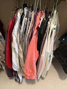 lot 541 image: Large Lot of Womens Shirts & Some Pants Mostly Sz M