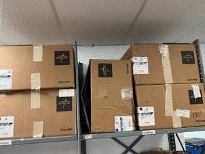 lot 33 image: 5 Cases (28 each) NEW Medline DYNJSPITCHER 1200mL Pitchers with Handle
