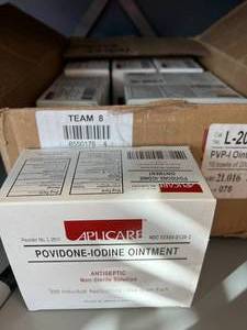 lot 51 image: 7 Boxes (200 Individual 1gram applicators per box) NEW Aplicare L-2011 200-Pack 1g Non-Sterile Solution Povidone-Iodine Antiseptic Ointment - Expiration 1225
