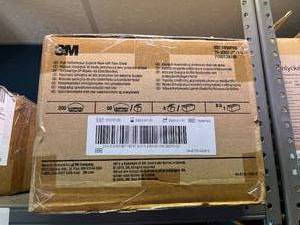 lot 75 image: 1 Case (200 each) NEW 3M 1838FSG  High Performance Surgical Mask with Face Shield