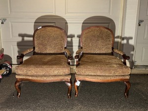lot 83 image: 2 Large Tan Living Room Chairs