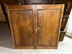 lot 90 image: 2 Sets of Wood Shutters