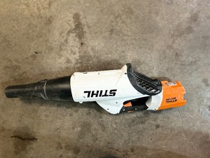 lot 99 image: Stihl Battery Powered Leaf Blower (No Battery)