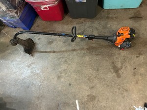 lot 101 image: Remington 2-stroke weed whip