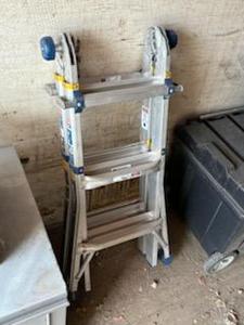 Werner 13 adjustable Ladder