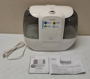 lot 30 image: Homedics  Humidifier with UV-C Technology - Easy to fill & Clean 2.0 Gallon Tank  NEW   NO REMOTE